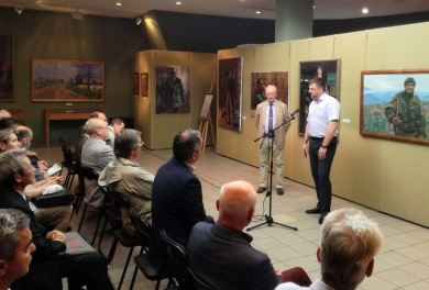 В Школе акварели Сергея Андрияки открылась выставка «Чечня, Осетия, Донбасс»