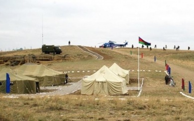 В Дагестане поставили палаточный городок для застрявших в республике из-за пандемии азербайджанцев
