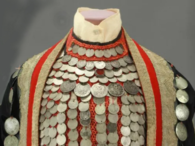 Праздничная одежда народов России- на выставке в Москве 