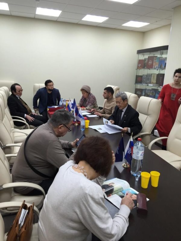 Заседание Клуба любителей поэзии «Надежда» из числа российских корейцев