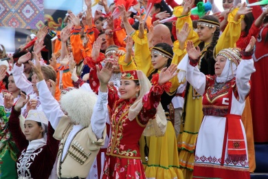 Народы Москвы поздравляют представителей диаспор и национально-культурных общественных организаций, всех сограждан с Днём народного единства!