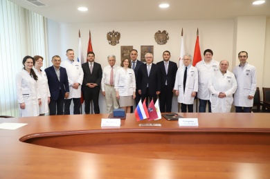 Армянские и российские врачи проведут совместные операции: Дом Москвы в Ереване