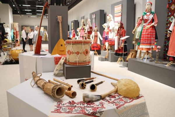 Выставка «Казанское Поволжье: образы народной культуры» продлила свою работу до середины марта