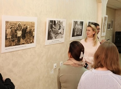 В татарстанском Доме Дружбы открылась фотовыставка обрядов народов Поволжья