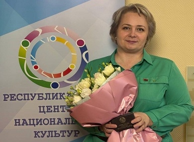 ПОЗДРАВЛЯЕМ О.Б. ХАЧКОВУ С НАЗНАЧЕНИЕМ ДИРЕКТОРОМ РЕСПУБЛИКАНСКОГО ЦЕНТРА НАЦИОНАЛЬНЫХ КУЛЬТУР!